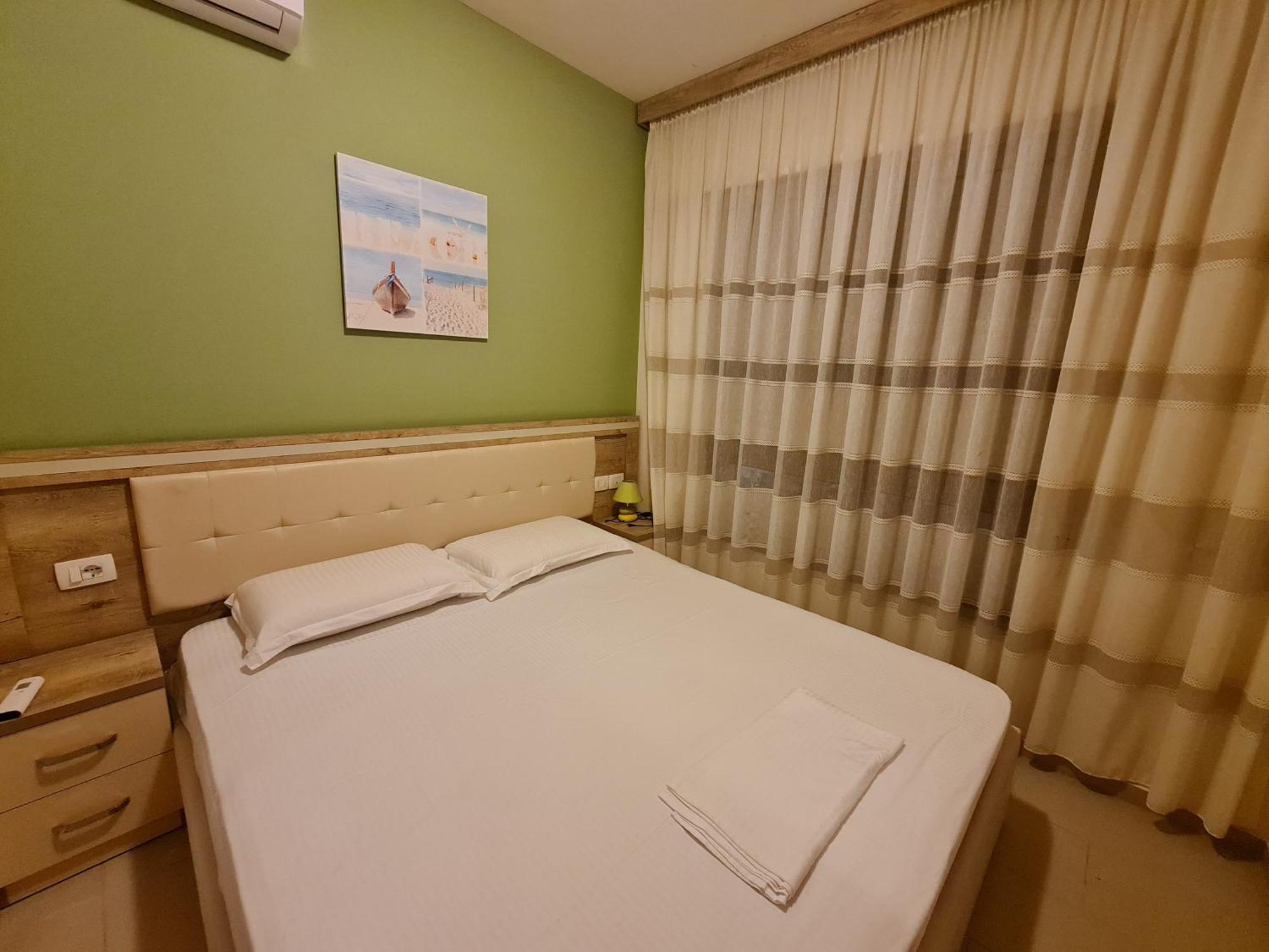 Holiday Apartments Vlorë Pokoj fotografie